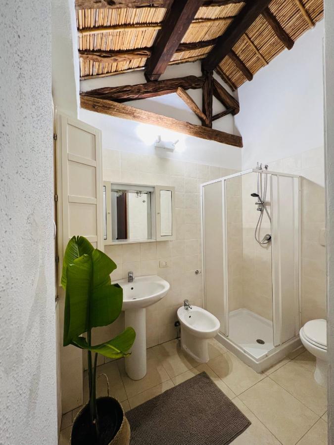 Castello Attic Sunset Terrace Lägenhet Cagliari Exteriör bild