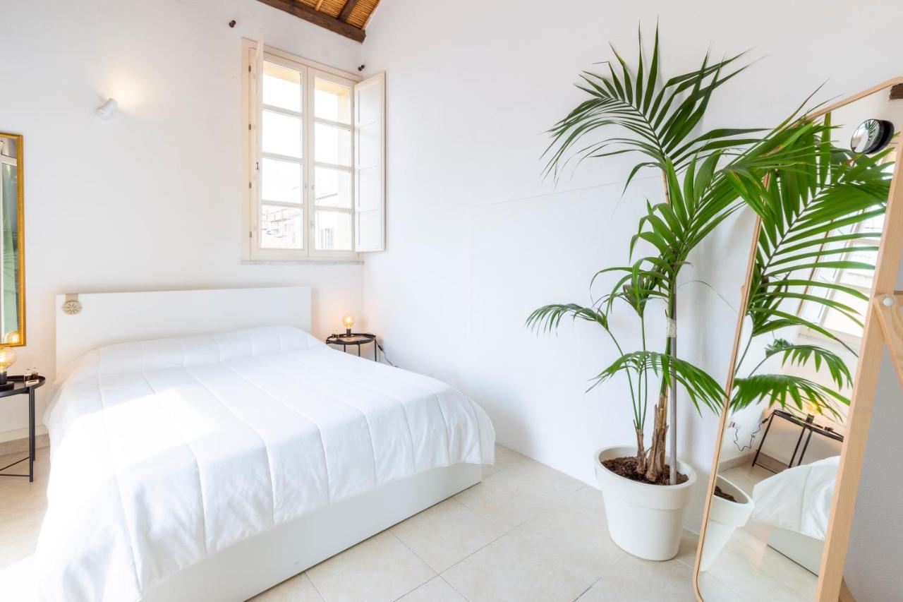 Castello Attic Sunset Terrace Lägenhet Cagliari Exteriör bild