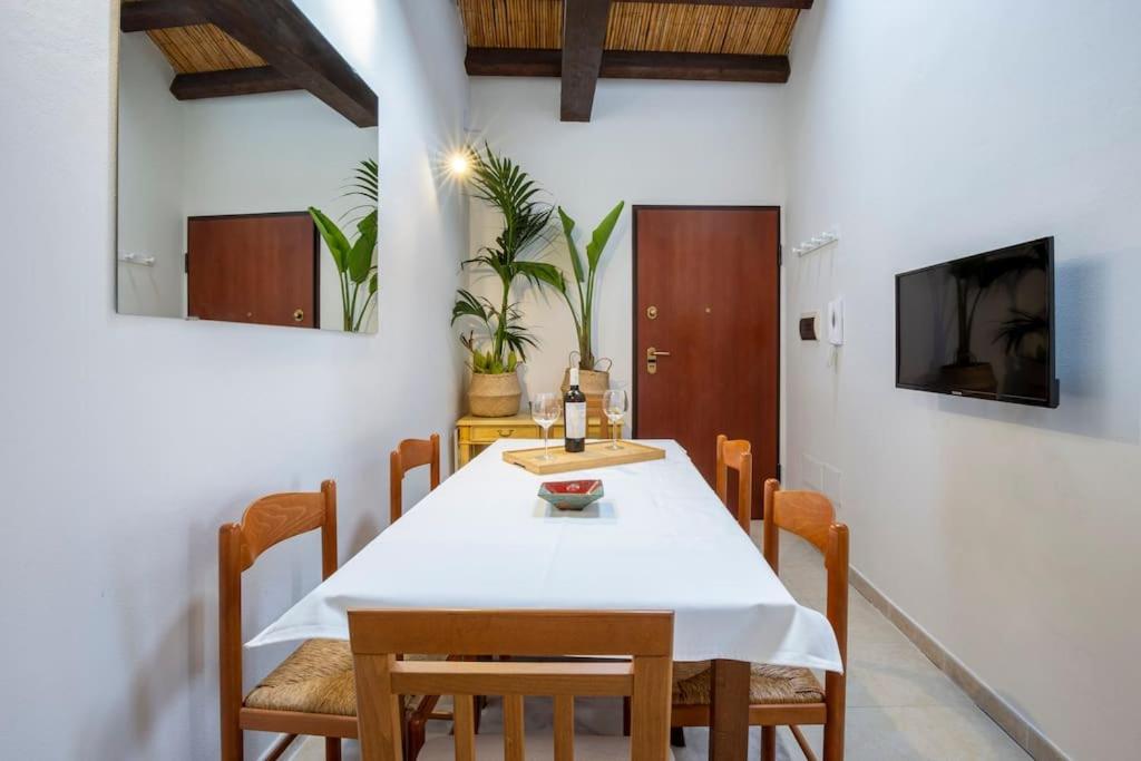 Castello Attic Sunset Terrace Lägenhet Cagliari Exteriör bild
