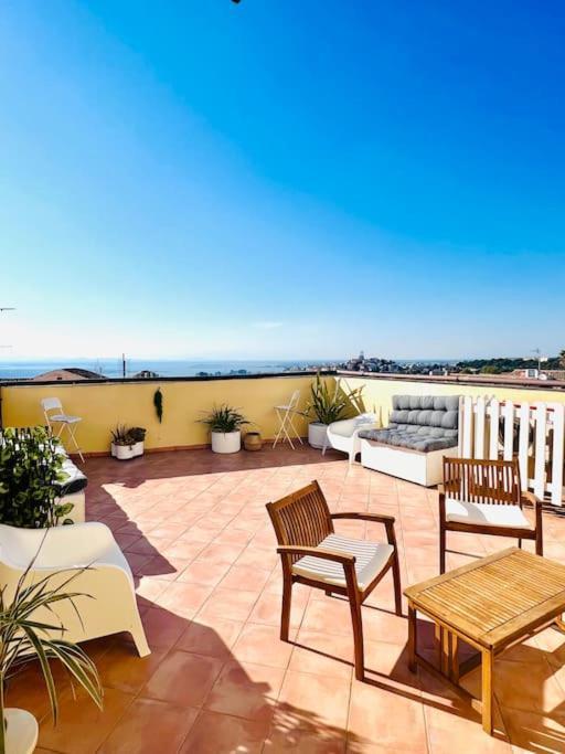 Castello Attic Sunset Terrace Lägenhet Cagliari Exteriör bild