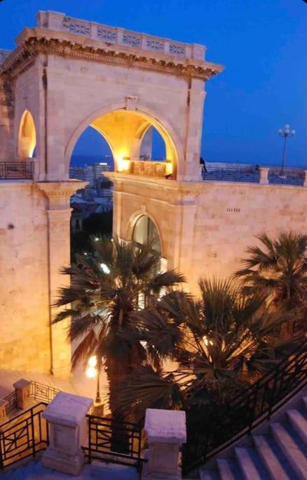 Castello Attic Sunset Terrace Lägenhet Cagliari Exteriör bild